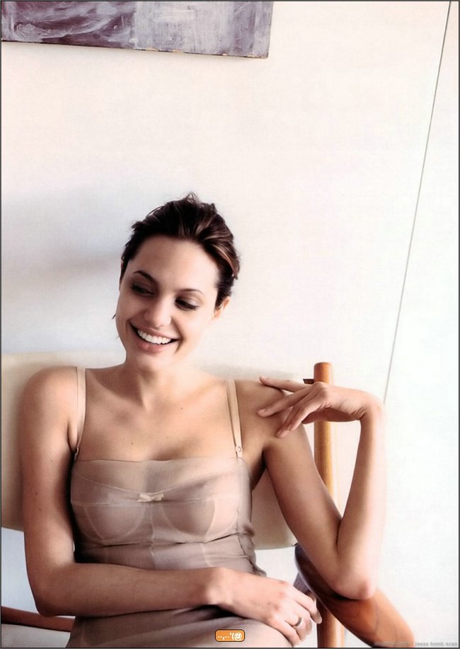 Angelina Jolie image 99